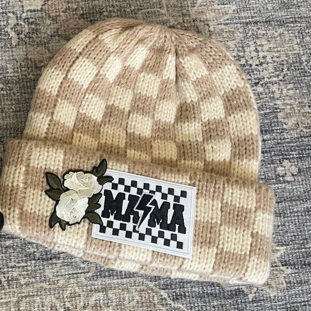 Mama hat